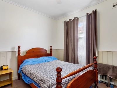 42 Anzac Ave, Seymour