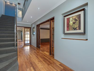 143 Lagoon Drive, Yanchep