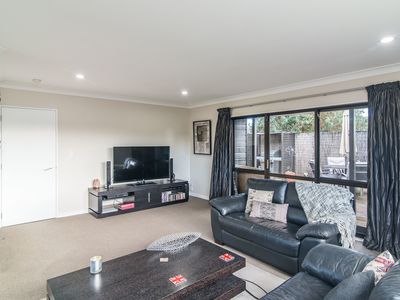 12 St James Court, Paraparaumu