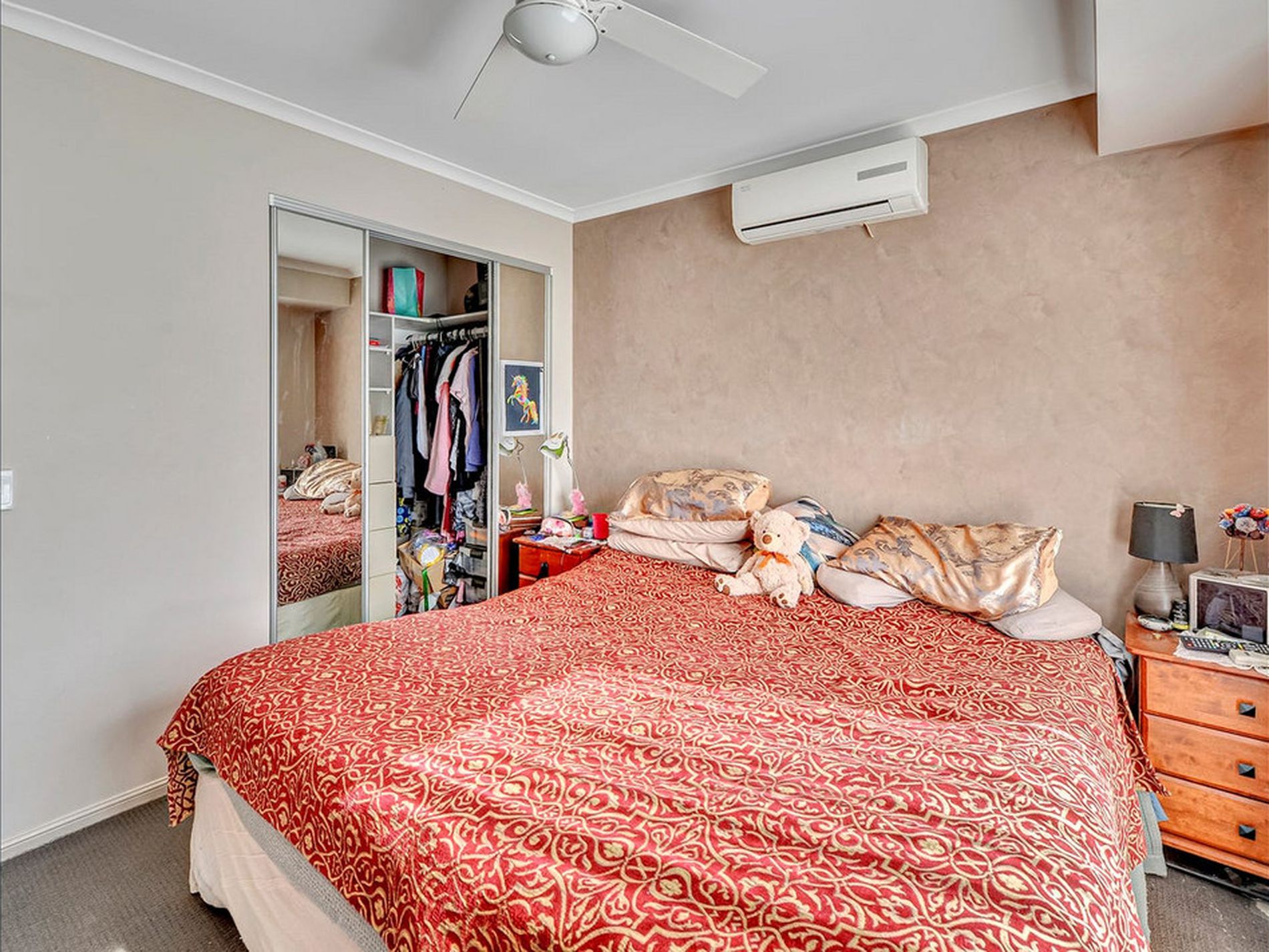 1 / 10 Mooney Close, Goodna