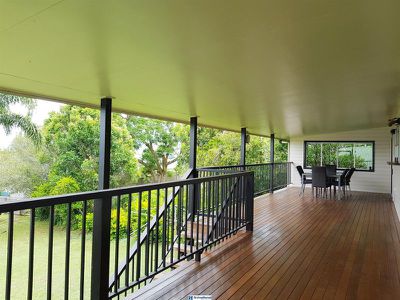 8 Crouch Avenue, Atherton