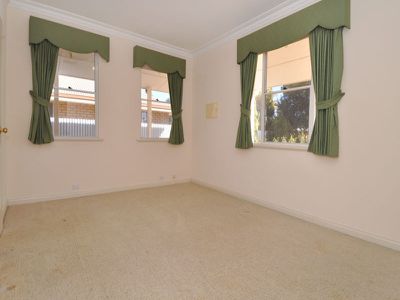 12 Rainsford Loop, Boulder