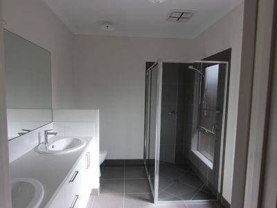 5 Chablis Court, Waurn Ponds