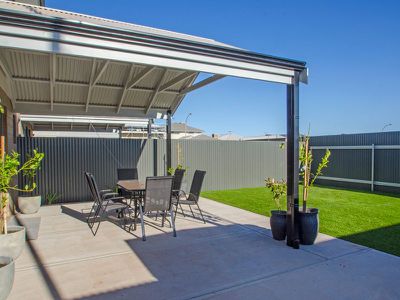 1 / 26 Osmetti Drive, Somerville