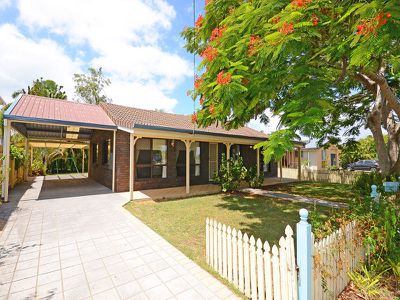 4 WILLIAM STREET, Urangan