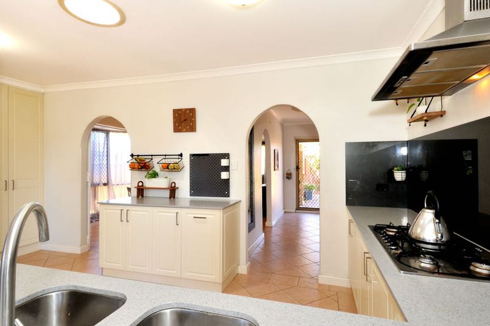 34 Hawker Street , Safety Bay