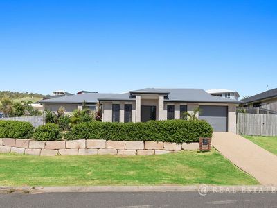 42 Lakeside Drive, Taroomball