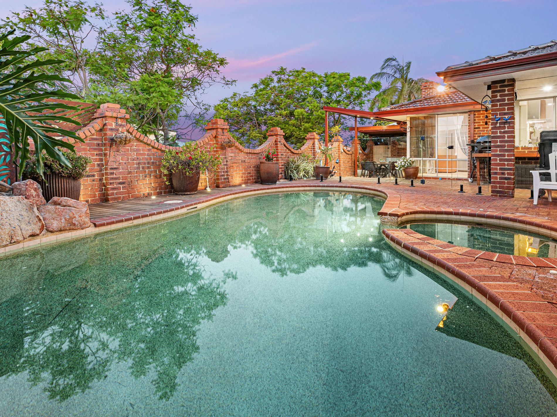 19 Lockett Crest, Winthrop