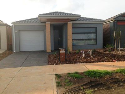 28 Foyle Crescent, Melton South