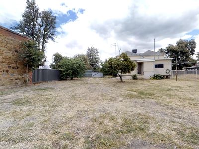 196 Eaglehawk Road, Long Gully