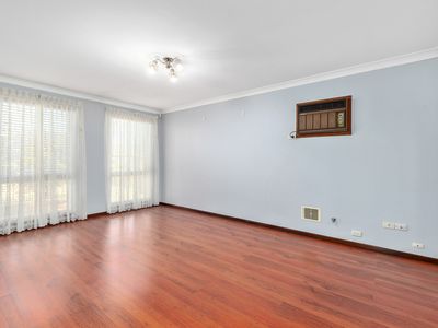 132 Treasure Road, Queens Park
