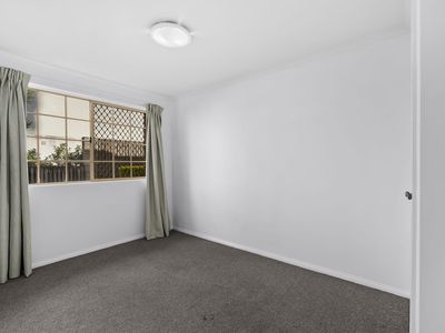 2 / 6 Shirley Street, Indooroopilly