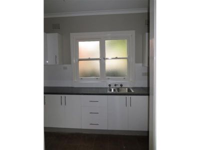 2 / 11 Bourke Street, North Wollongong