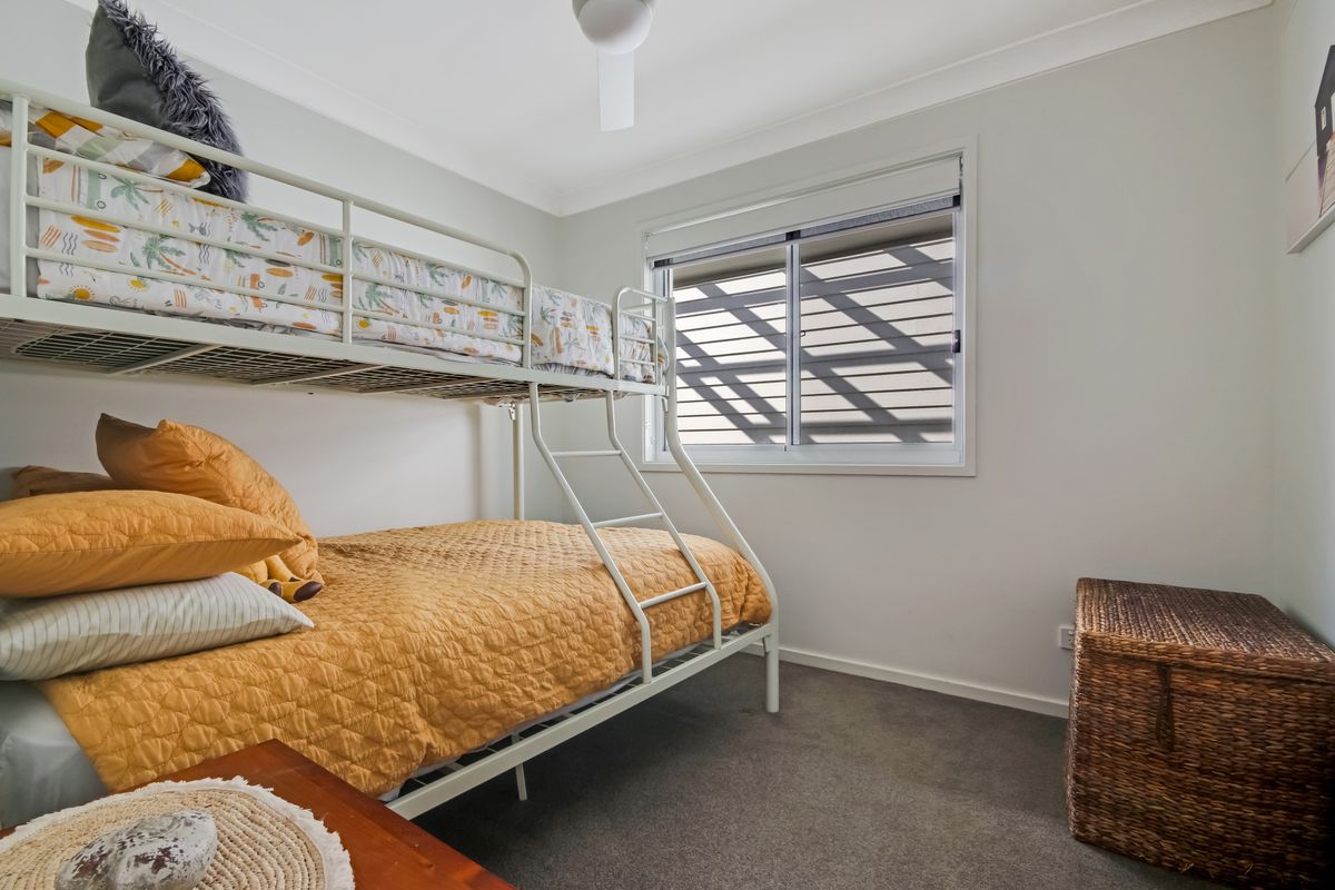 72 Fishermans Crescent, North Narooma