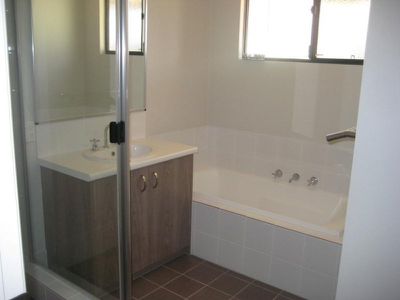 16B Knox Way, Newman