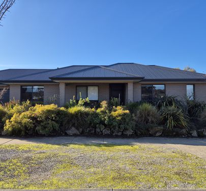 9 Pembroke Crescent, Wodonga