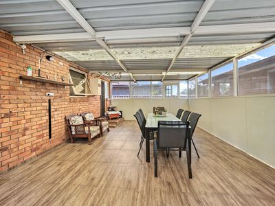 25 & 25a Nyngan Street, Quakers Hill