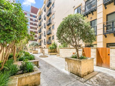 310 / 2 St Georges Terrace, Perth
