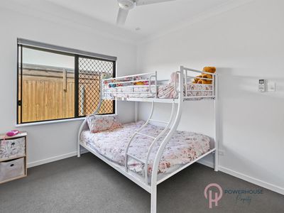 7 Eluma Mews, Smithfield
