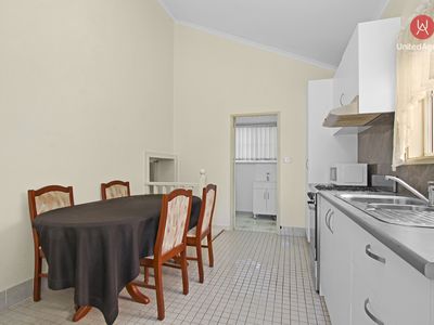 1 Parr Close, Bossley Park