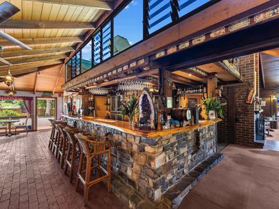 Nick's Restaurant  Gillies Range Road, Yungaburra