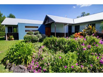 254 Western Avenue, Montville