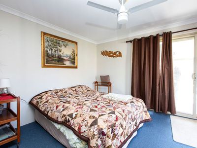 12 Sparrow Crescent, Broadwater