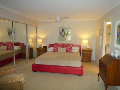 2 Honeyeater Ct, Woodgate