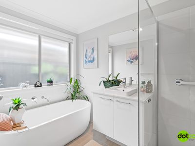 41 Fairmont Boulevard, Hamlyn Terrace