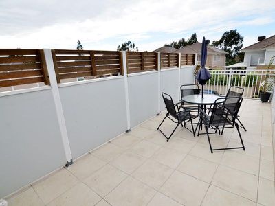 16 / 7 Toolondo Close, Caroline Springs