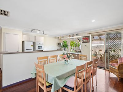 2 / 7 Forward Street, Manning