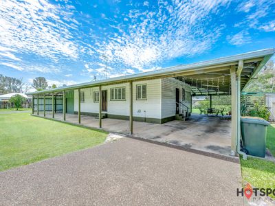 19C Low Street, Kensington