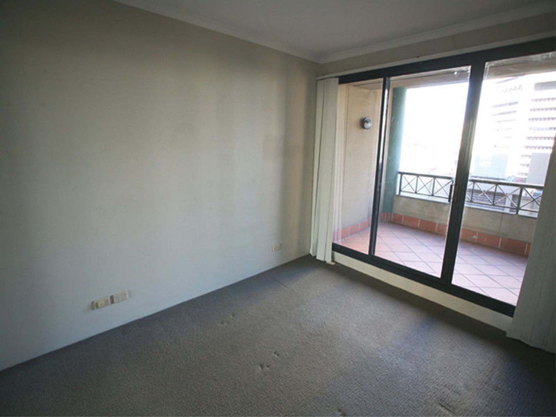 2202 / 1 Hosking Place, Sydney