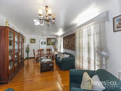 2 Margaret Street, West End