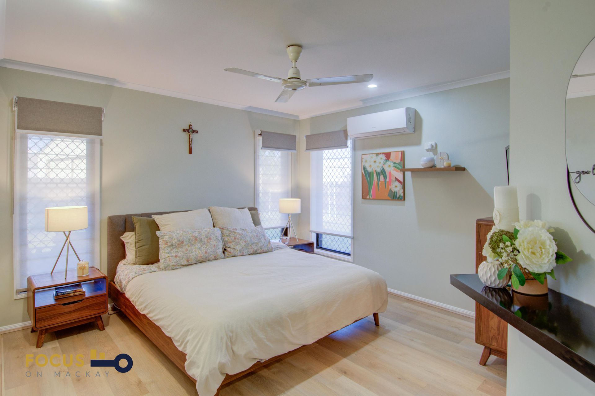 1 Kensington Court, Glenella