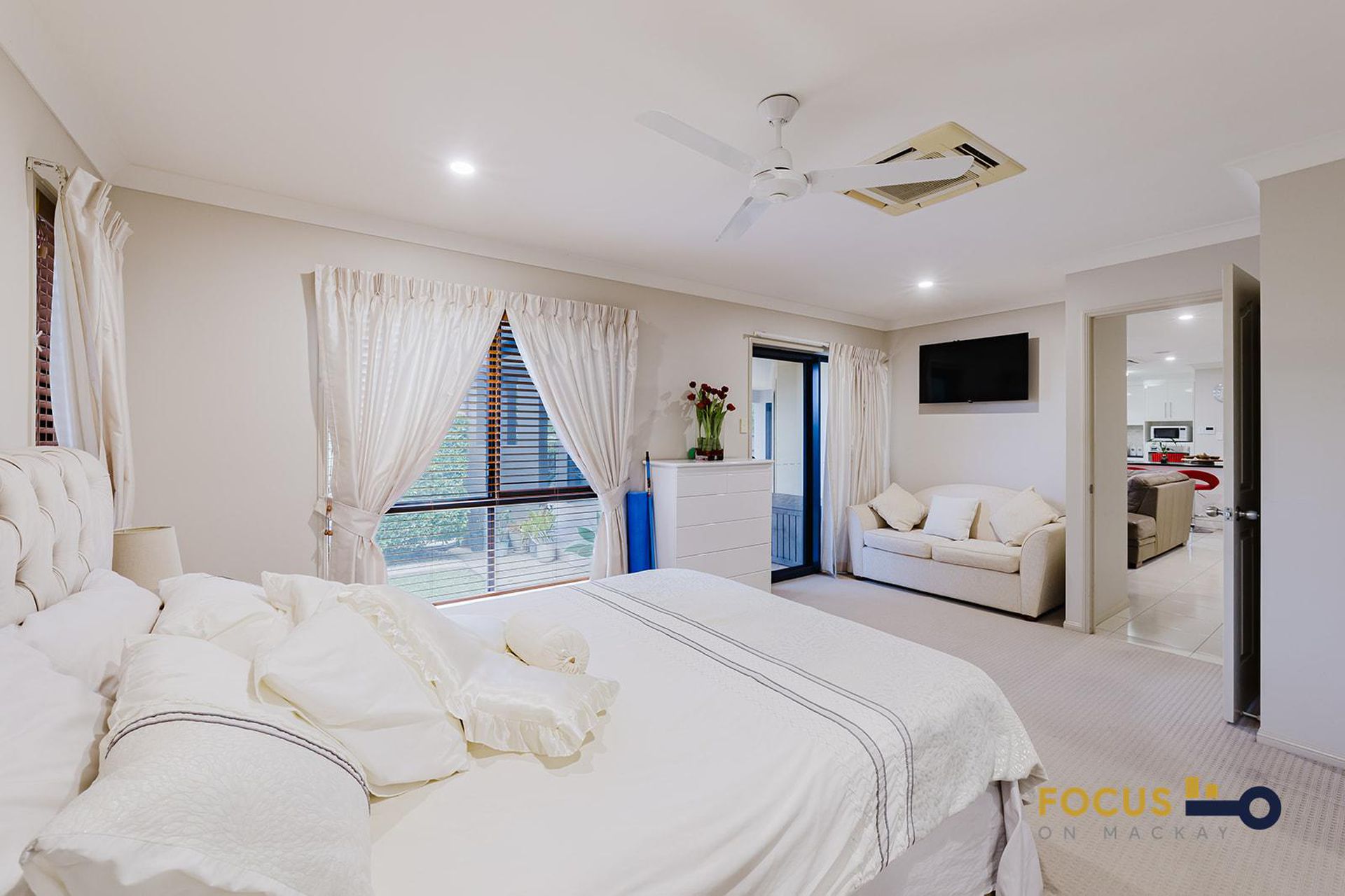 2 Madison Avenue, Glenella
