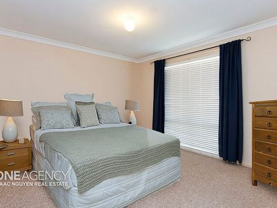 9 Newton Pl, Wacol