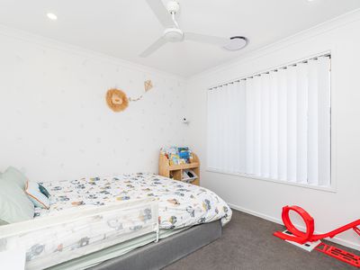 22 Coolamon Court , Urraween