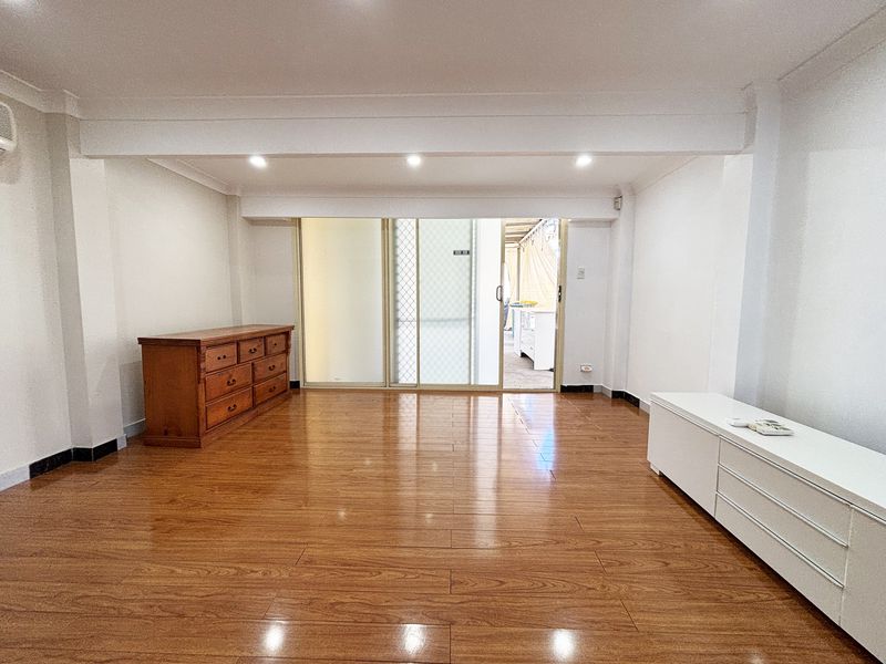 140a Roberts Road, Greenacre