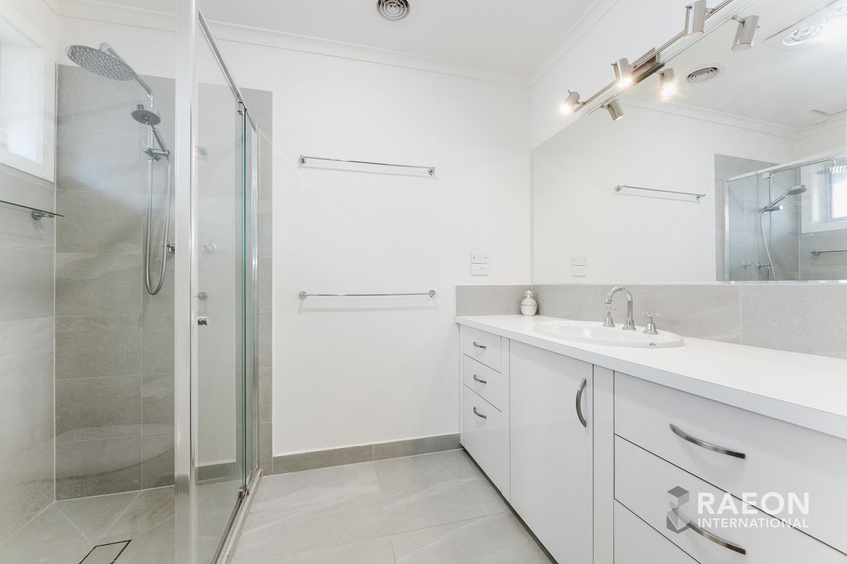 77 Mountain View Road, Balwyn North