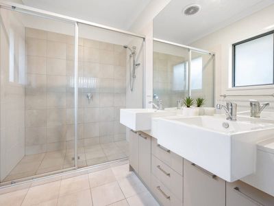 53 Apple Berry Avenue, Coomera