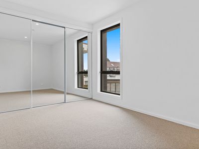 3 / 5 Nova Circuit, Bundoora