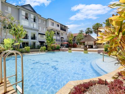 1603 / 2-10 Greenslopes Street, Cairns North