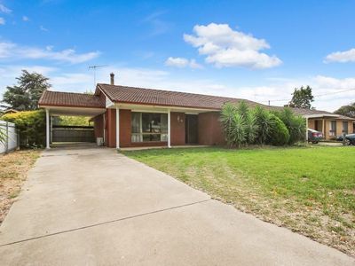 53 Pell St, Howlong