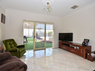 6 Sunset Boulevard, Spring Gully