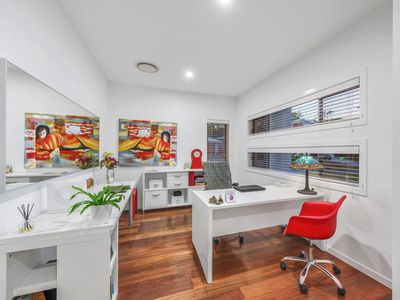81 Feathertail Place, Wakerley
