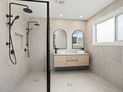 34 White Cedar Circuit, Huntley