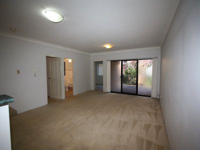 2 / 66 Constitution Road West, Meadowbank