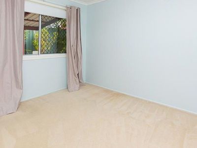 16 Crestview Street, Loganlea