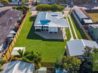 12 Vaughn Street, West End